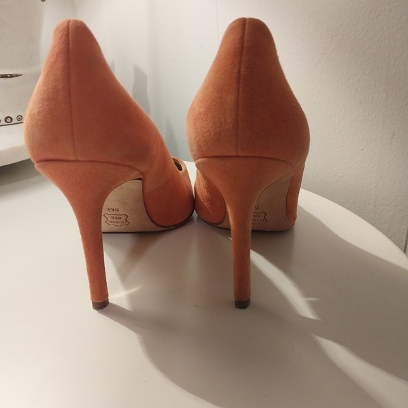 Tory Burch Elena Pumps - Picture 3 of 8